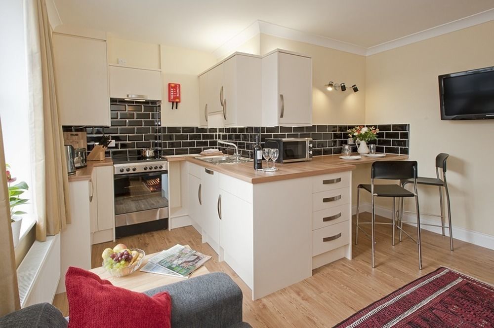 Peartree Serviced Apartments Salisbury Exterior foto